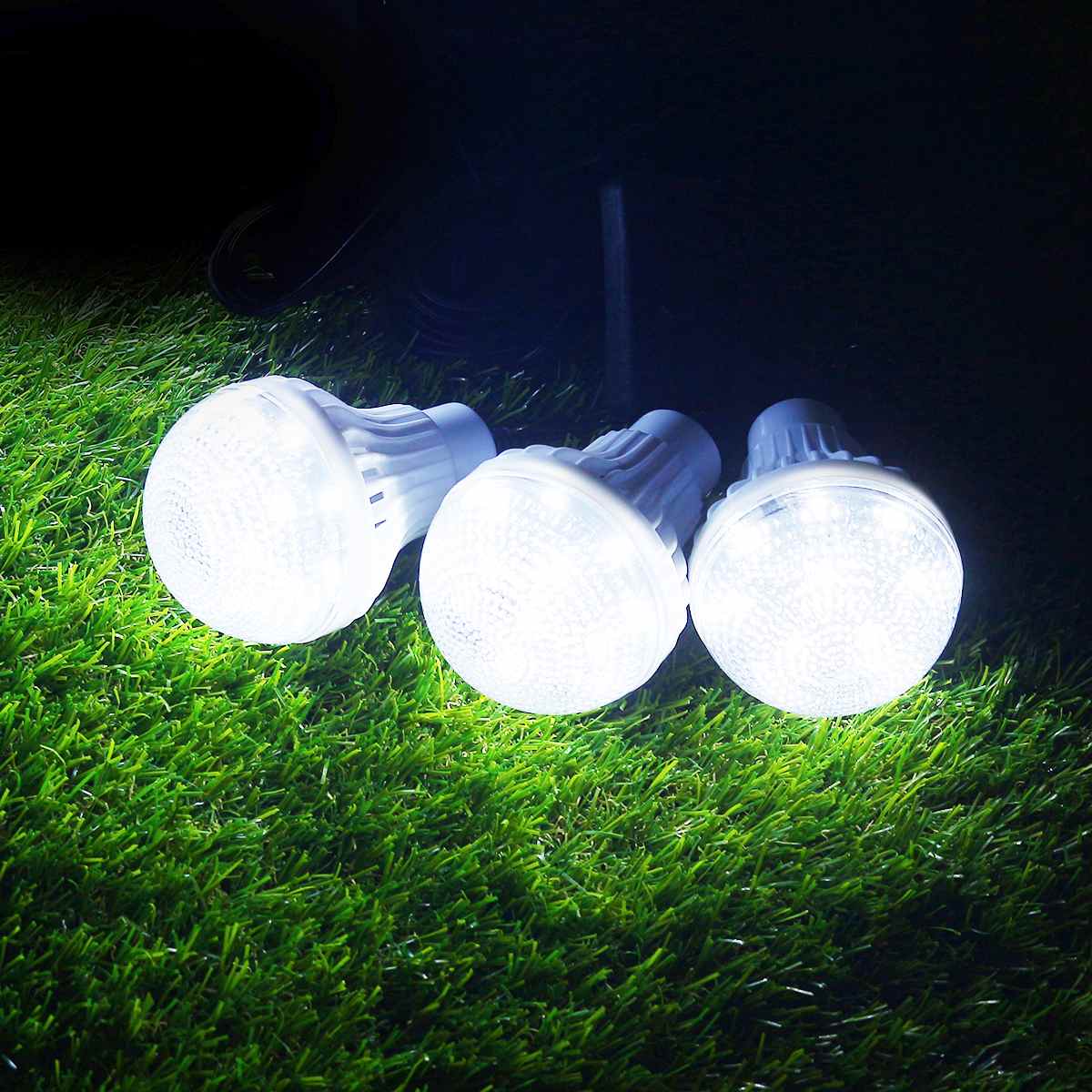 Kit Panel Solar con Bateria, linterna + 3 bombillas de luz LED